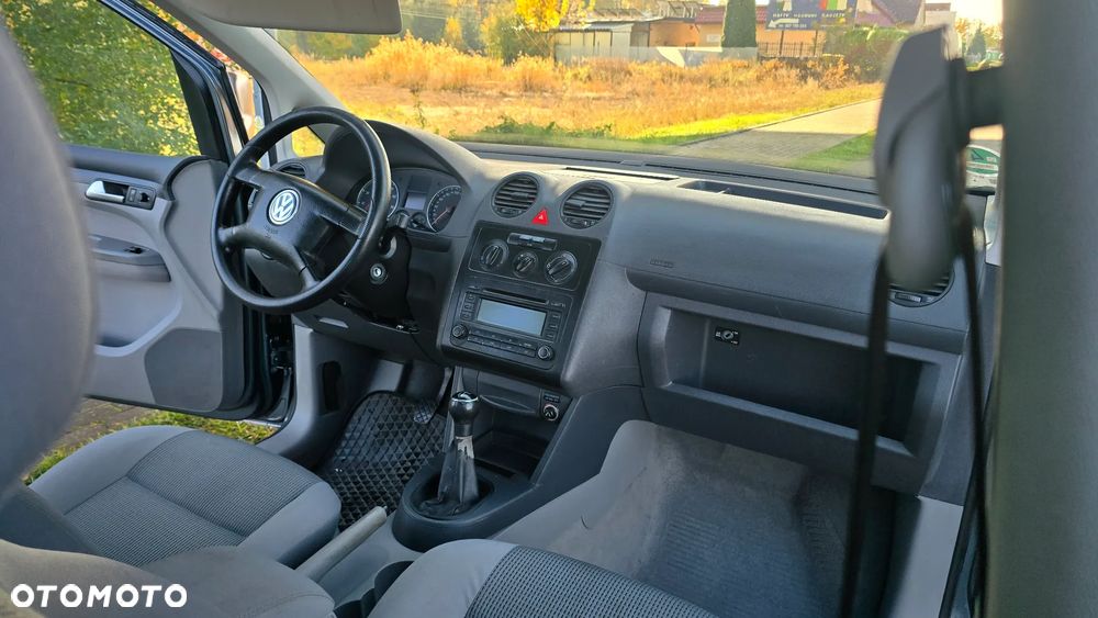 Volkswagen Caddy 1.6 Familie (7-Si.) - 26