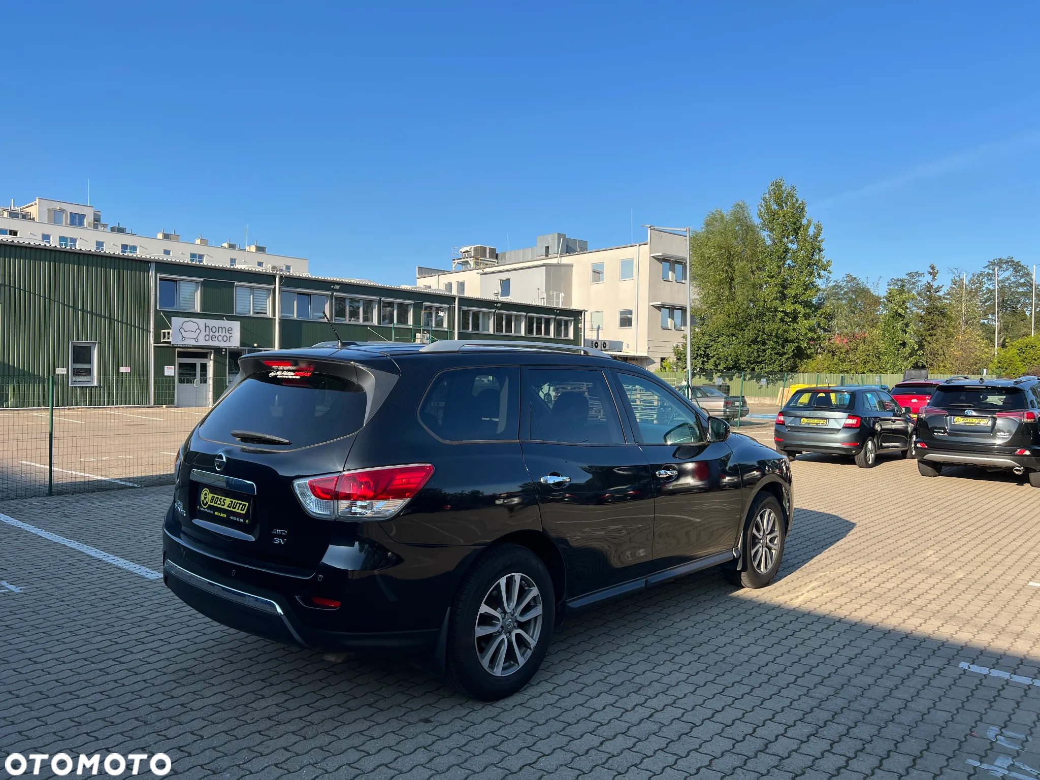 Nissan Pathfinder 3.0 D V6 LE EU5 - 8