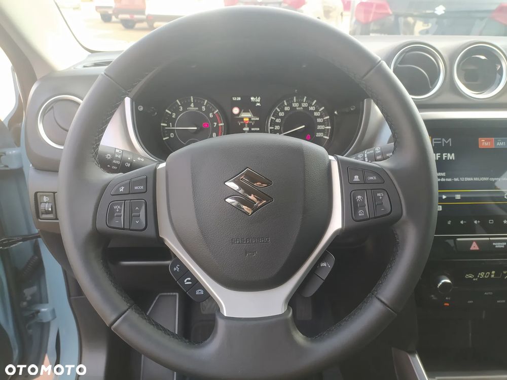 Suzuki Vitara 1.4 Boosterjet mHEV Premium Plus 2WD - 24