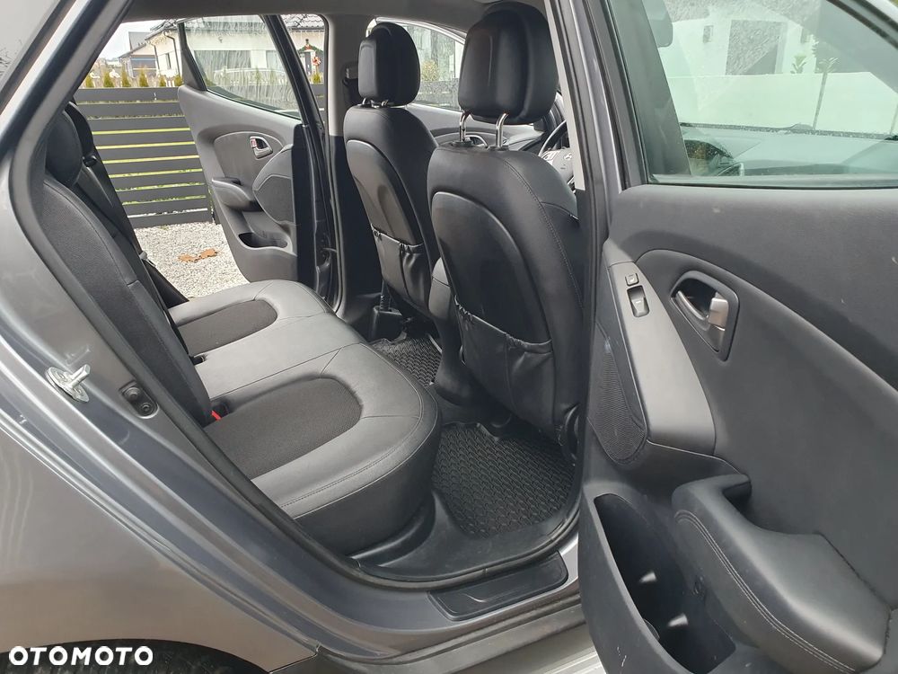 Hyundai ix35 - 12