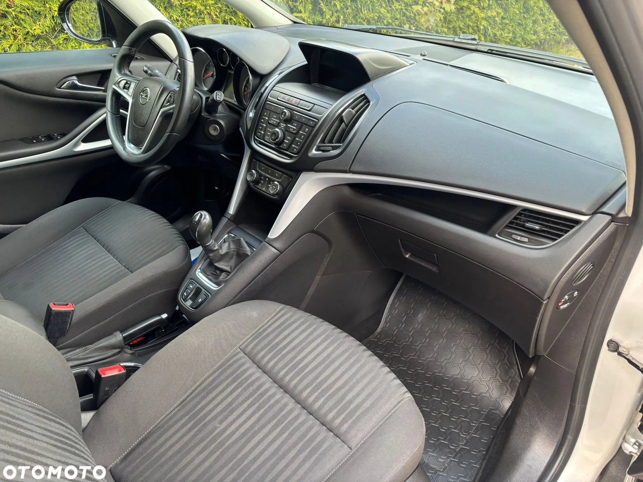 Opel Zafira 1.4 T Elite - 11