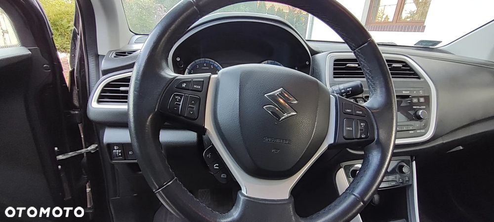 Suzuki SX4 S-Cross 1.6 VVT 4x2 Comfort - 11
