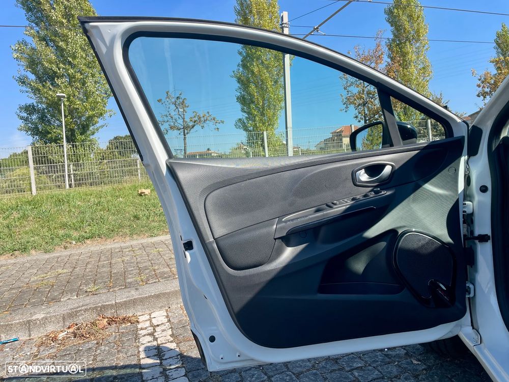 Renault Clio Sport Tourer 0.9 TCE Dynamique S - 25