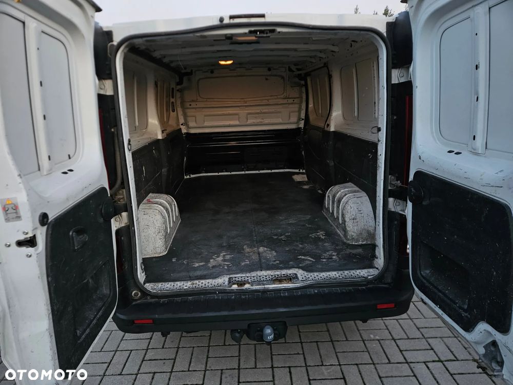 Renault Trafic - 30