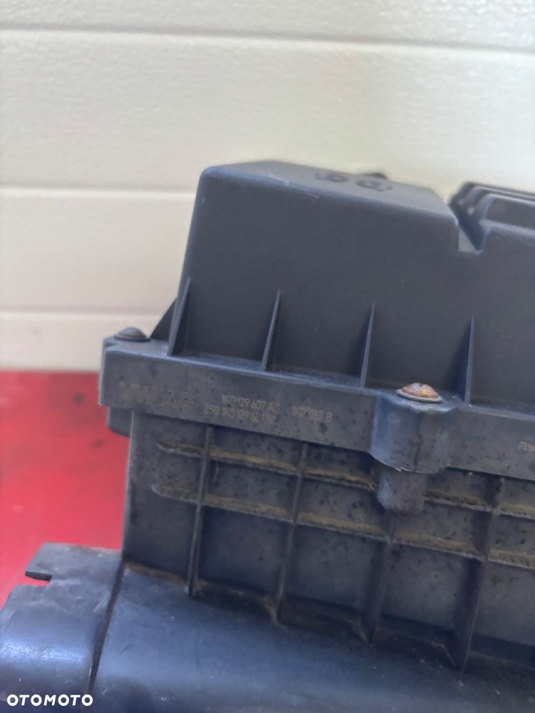 VW PASSAT B6 OBUDOWA FILTRA POWIETRZA 1K0129607 AG - 3