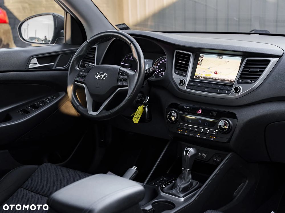 Hyundai Tucson blue 1.7 CRDi 2WD DCT Premium - 21