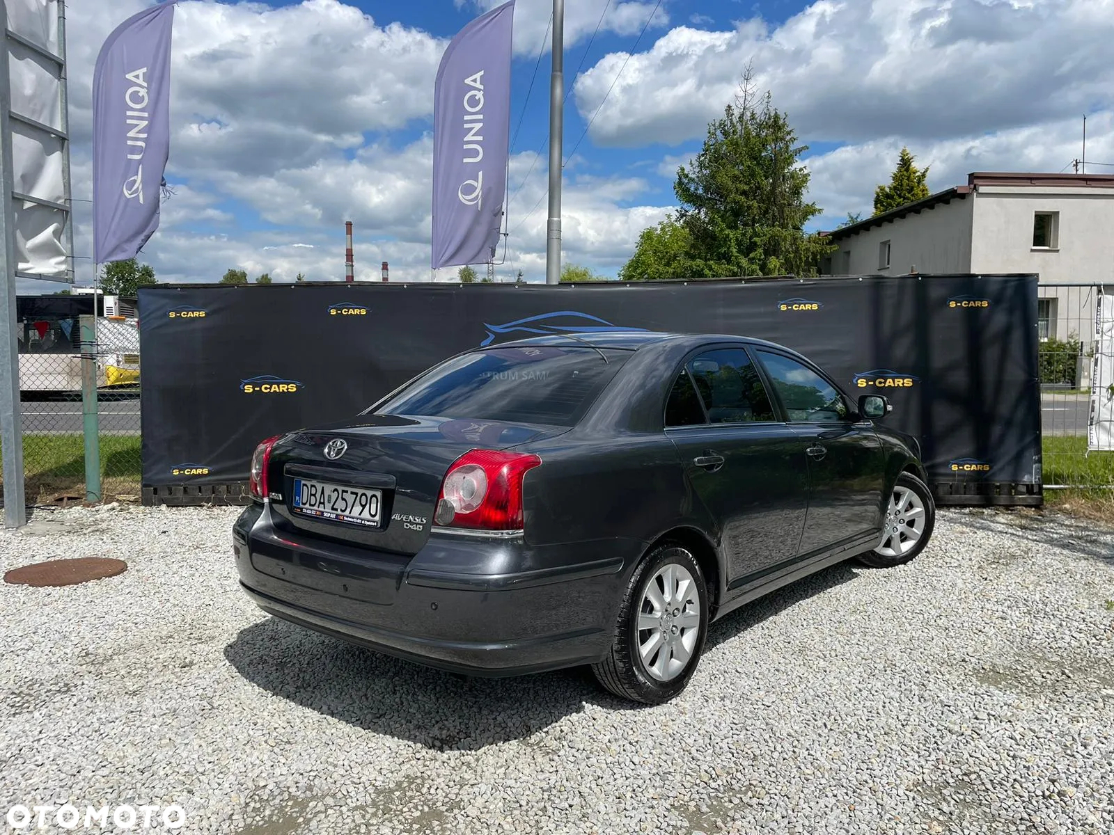 Toyota Avensis 2.2 D-4D Prestige - 4