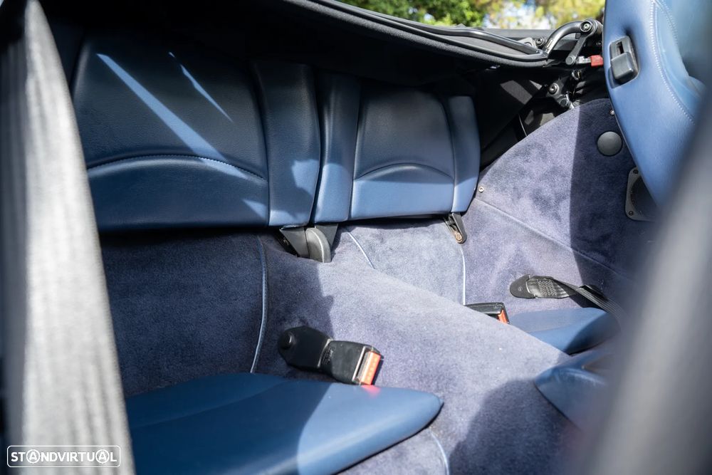 Porsche 911 (993) Cabriolet 3.6 Carrera 2 - 30