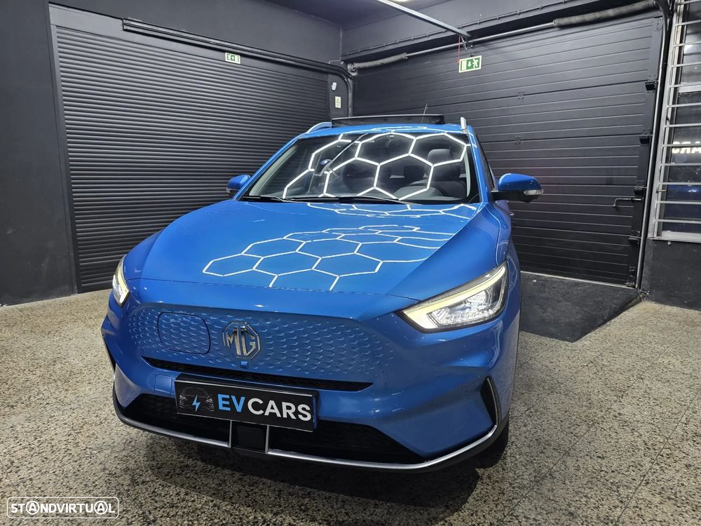MG ZS EV 72.6 kWh Luxury OBC 11 kW - 6