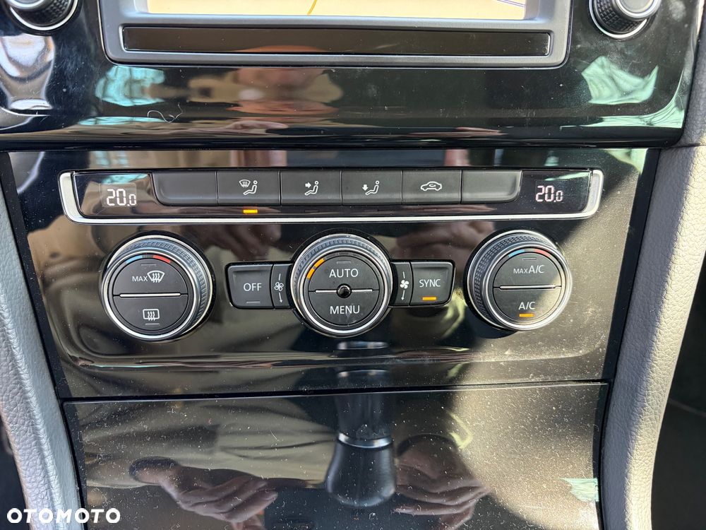 Volkswagen Golf 1.2 TSI BlueMotion Technology Allstar - 17