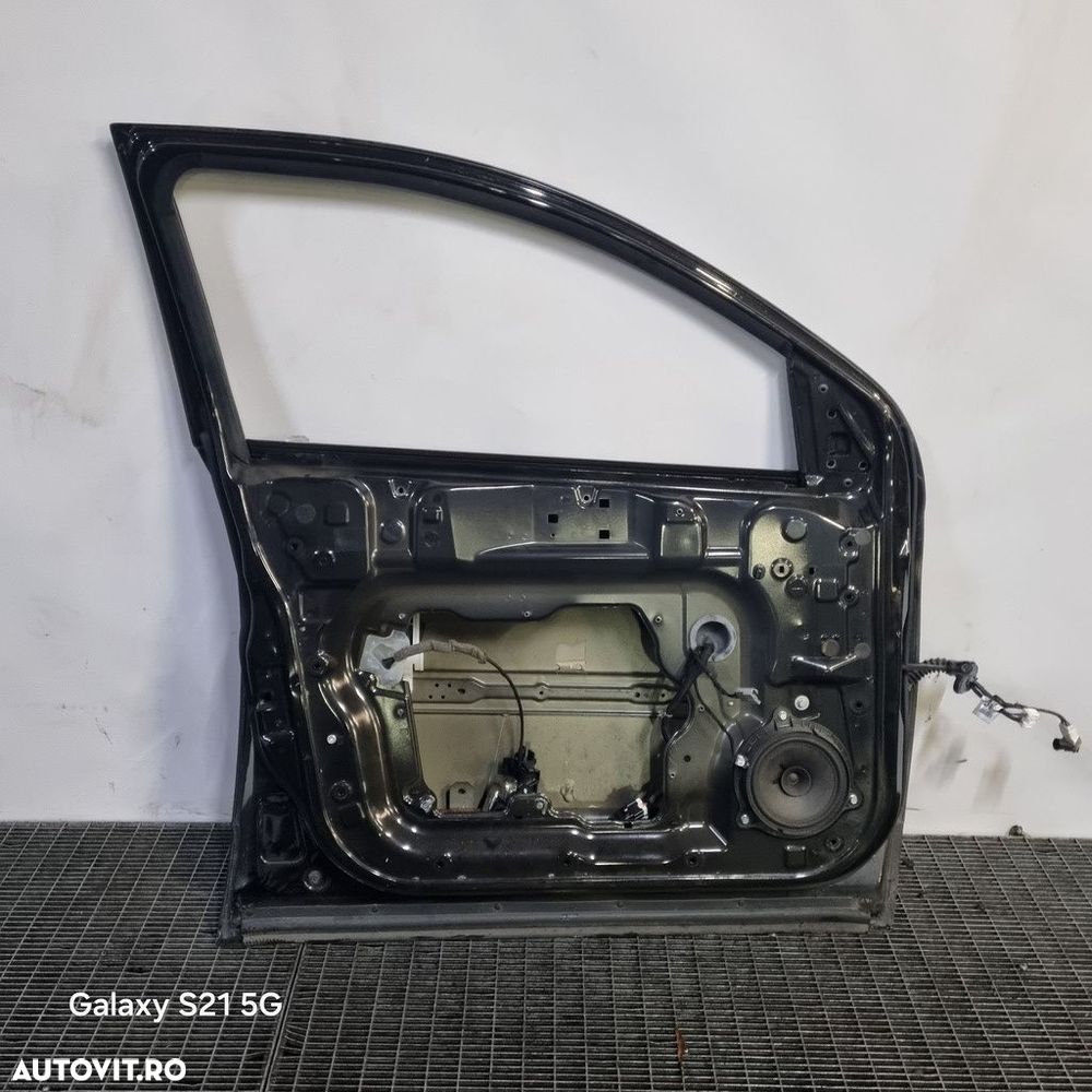 Usa Stanga Fata Nissan Qashqai Facelift 2010 - 2013 SUV 4 Usi BLACK Metalizat Z11 (1444) - 2