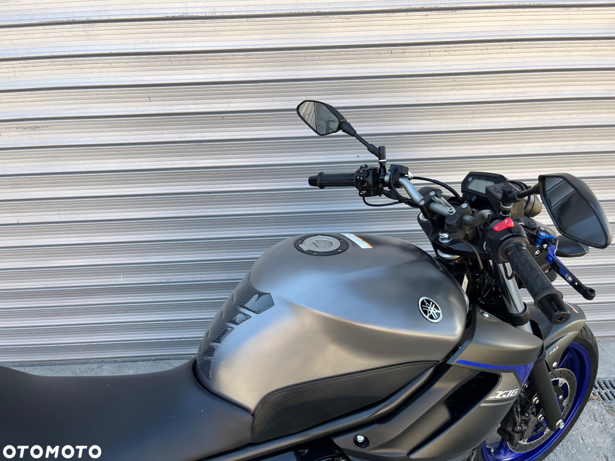 Yamaha XJ - 15