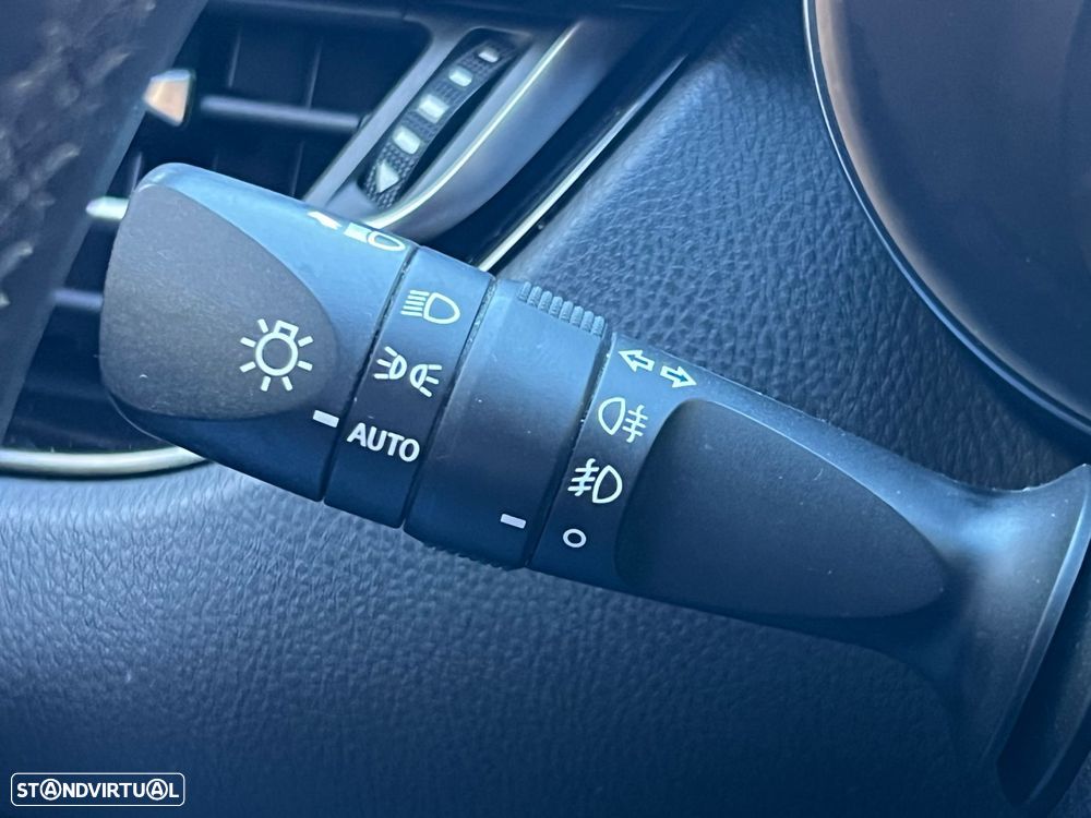 Toyota C-HR 1.8 HSD Exclusive - 27