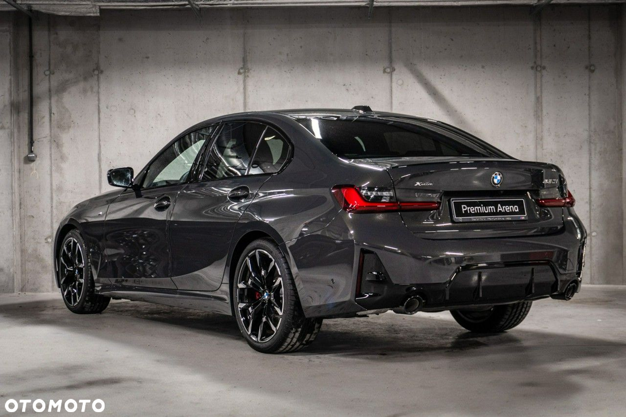 BMW Seria 3 330i xDrive - 8