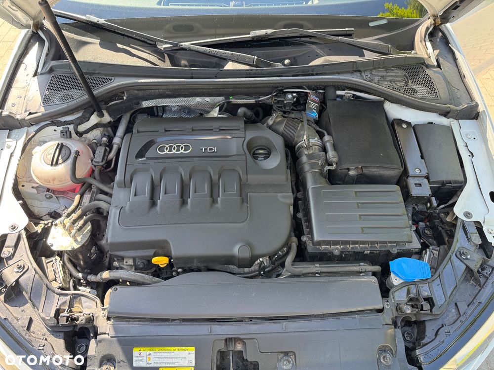 Audi A3 Sportback 2.0 TDI - 9