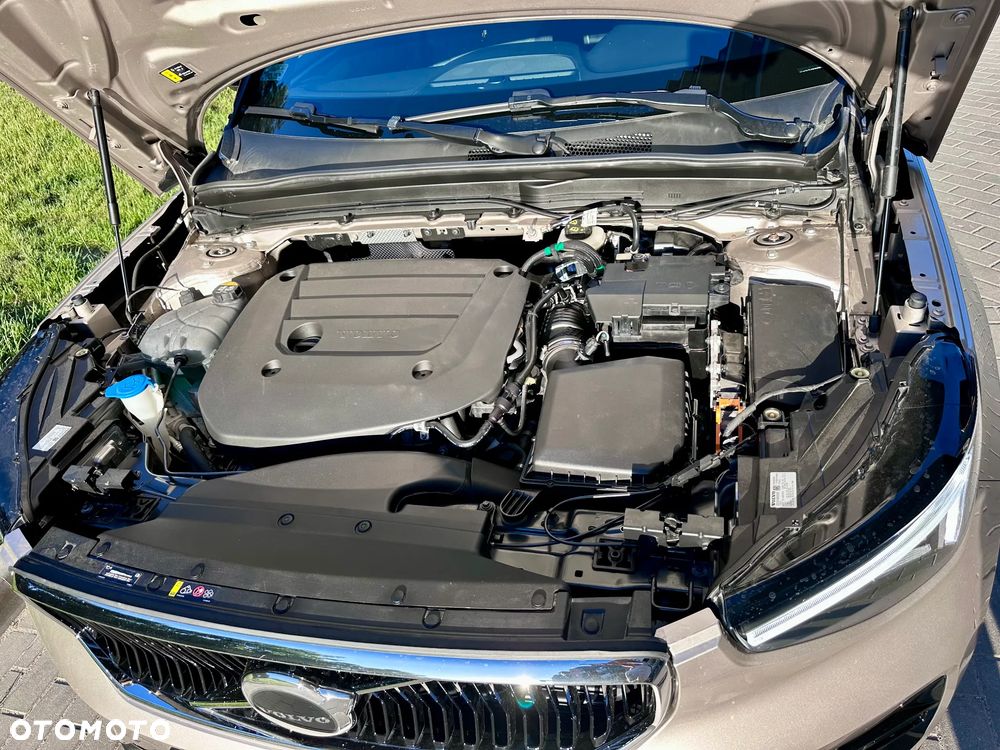 Volvo XC 40 B3 Core - 17