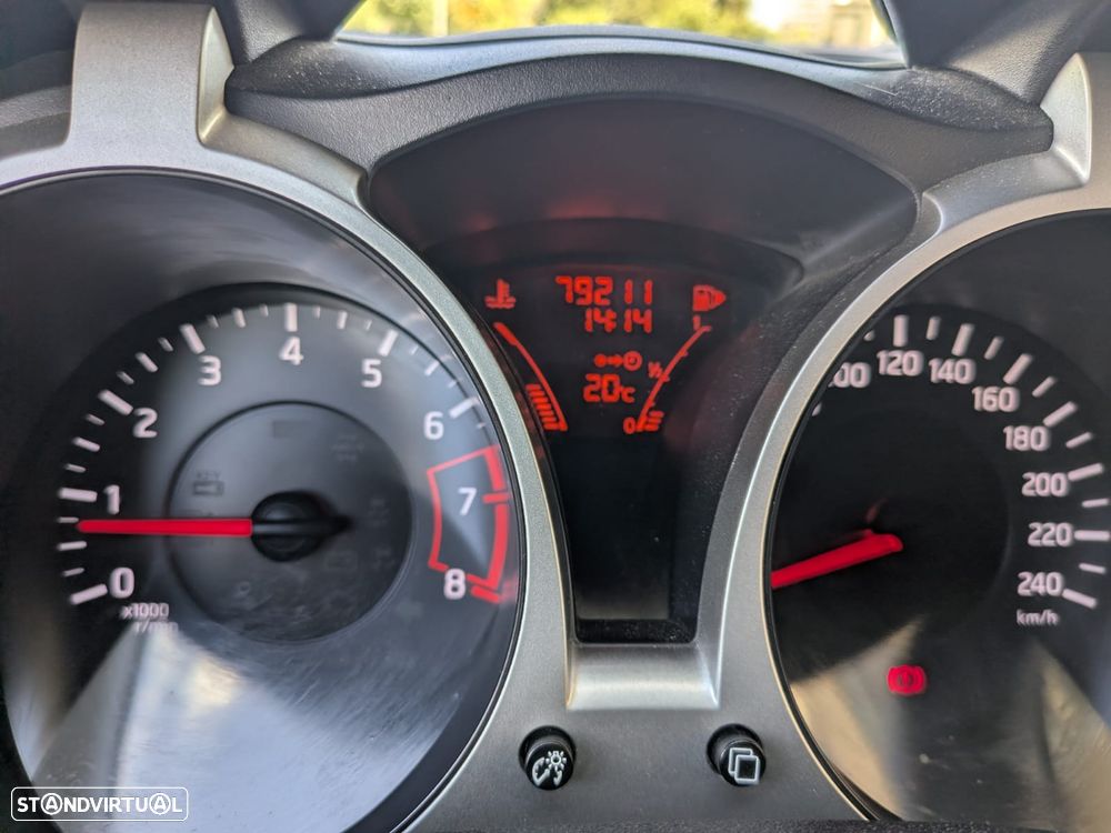 Nissan Juke 1.6 Acenta - 10