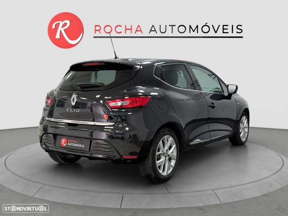 Renault Clio - 6