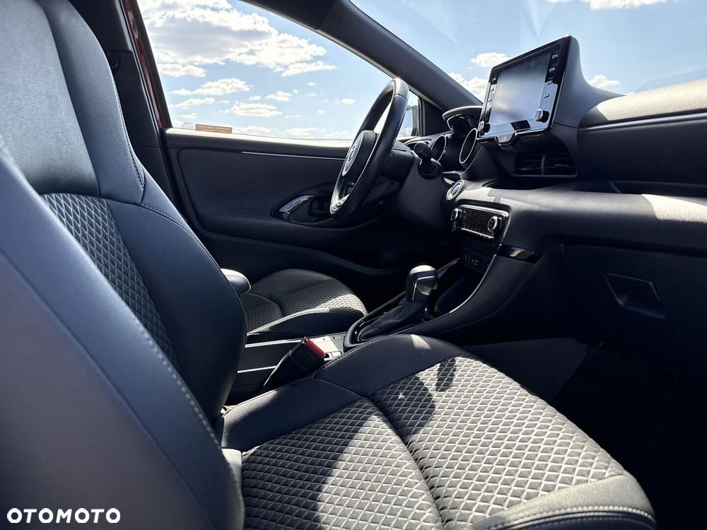 Toyota Yaris - 11