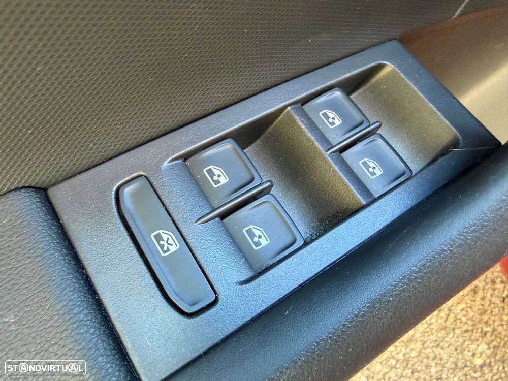 Skoda Rapid Spaceback 1.4 TDI DSG Style - 31