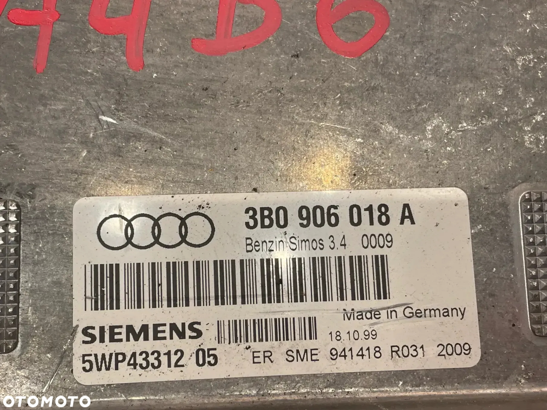 KOMPUTER SILNIKA AUDI A4 B6 3B0906018A - 2