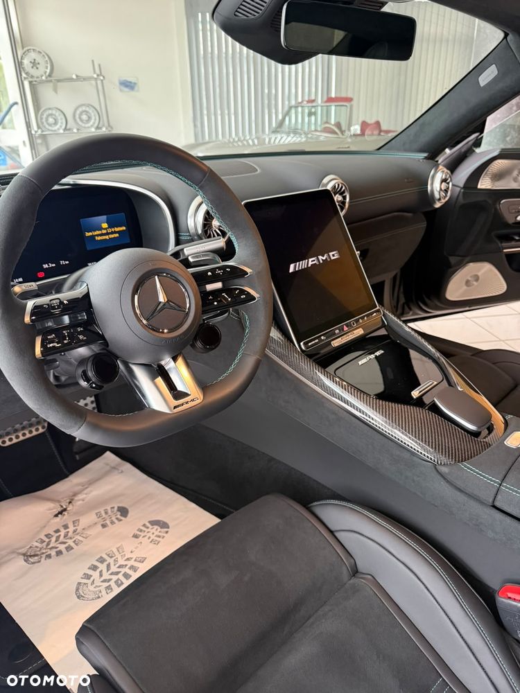 Mercedes-Benz AMG GT 63 PRO 4MATIC+ Speedsh.MCT 9G - 9