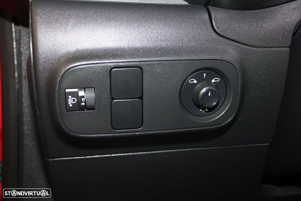 Citroën C3 1.2 PureTech Shine - 10