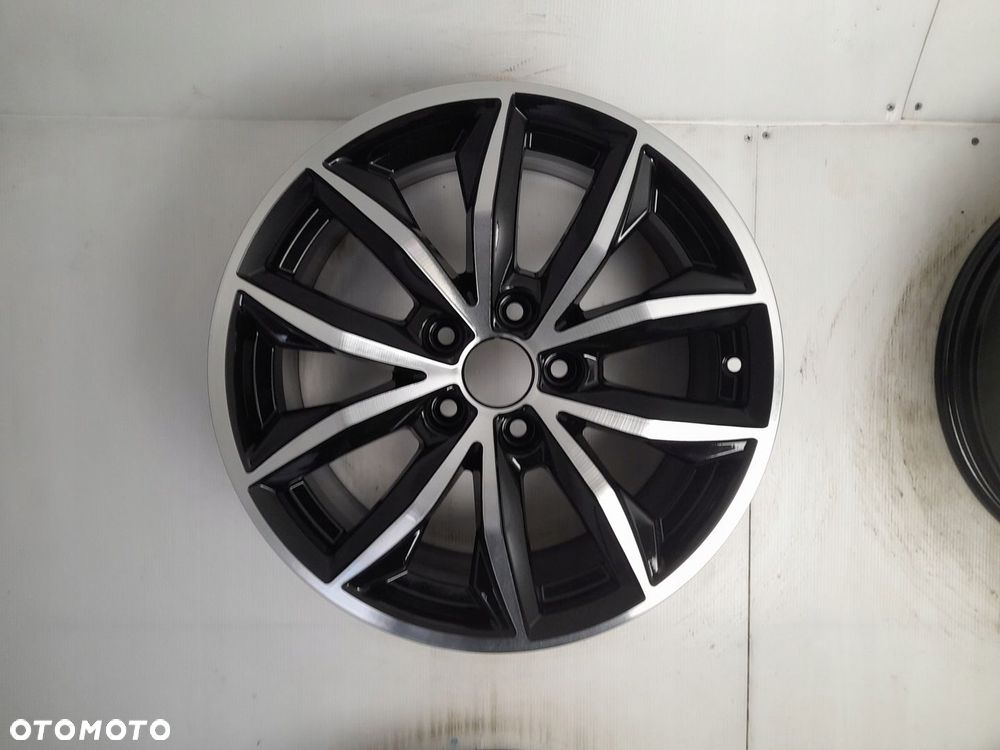 Felgi aluminiowe Audi OE 80A601025 7.0" x 17" 5x112 ET34 - 2