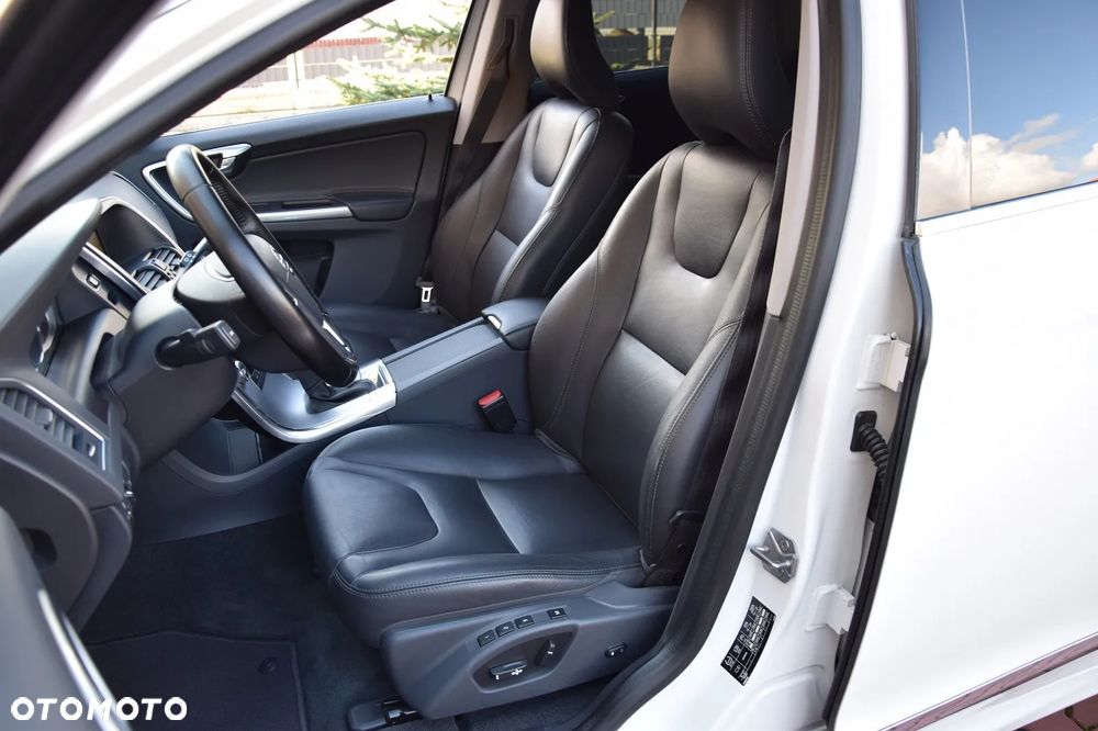 Volvo XC 60 - 18