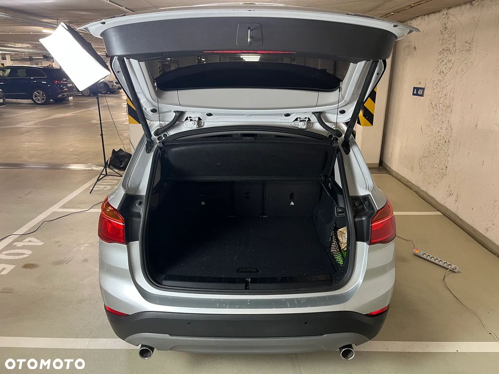 BMW X1 xDrive20d - 11