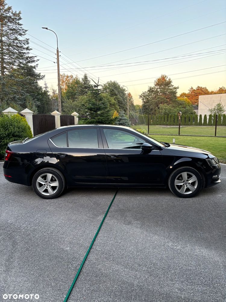 Skoda Octavia 1.5 TSI ACT Ambition - 3
