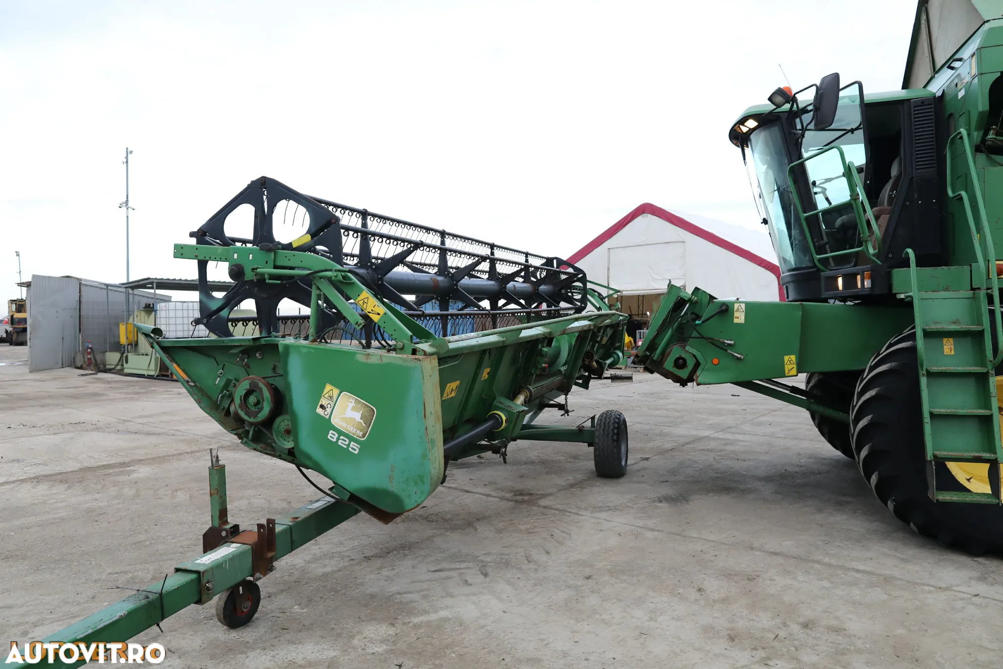 John Deere 2266 - 11