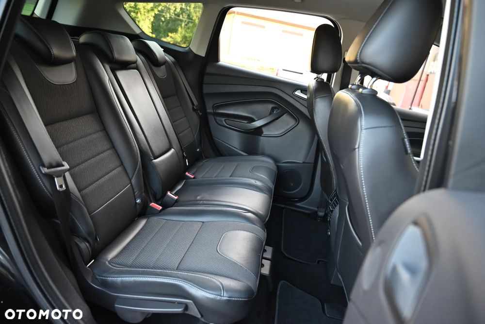 Ford Kuga - 23