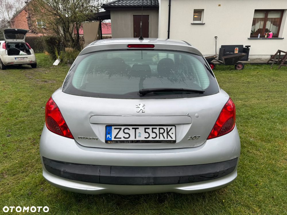 Peugeot 207 1.4 Presence - 6