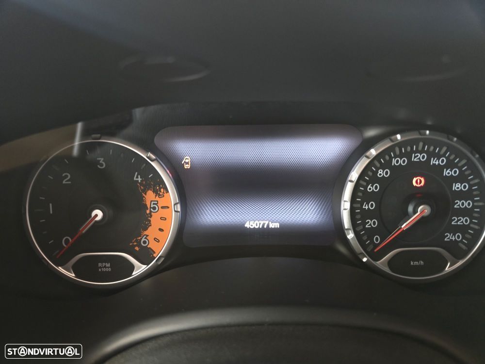 Jeep Renegade 1.6 MJD Limited - 13