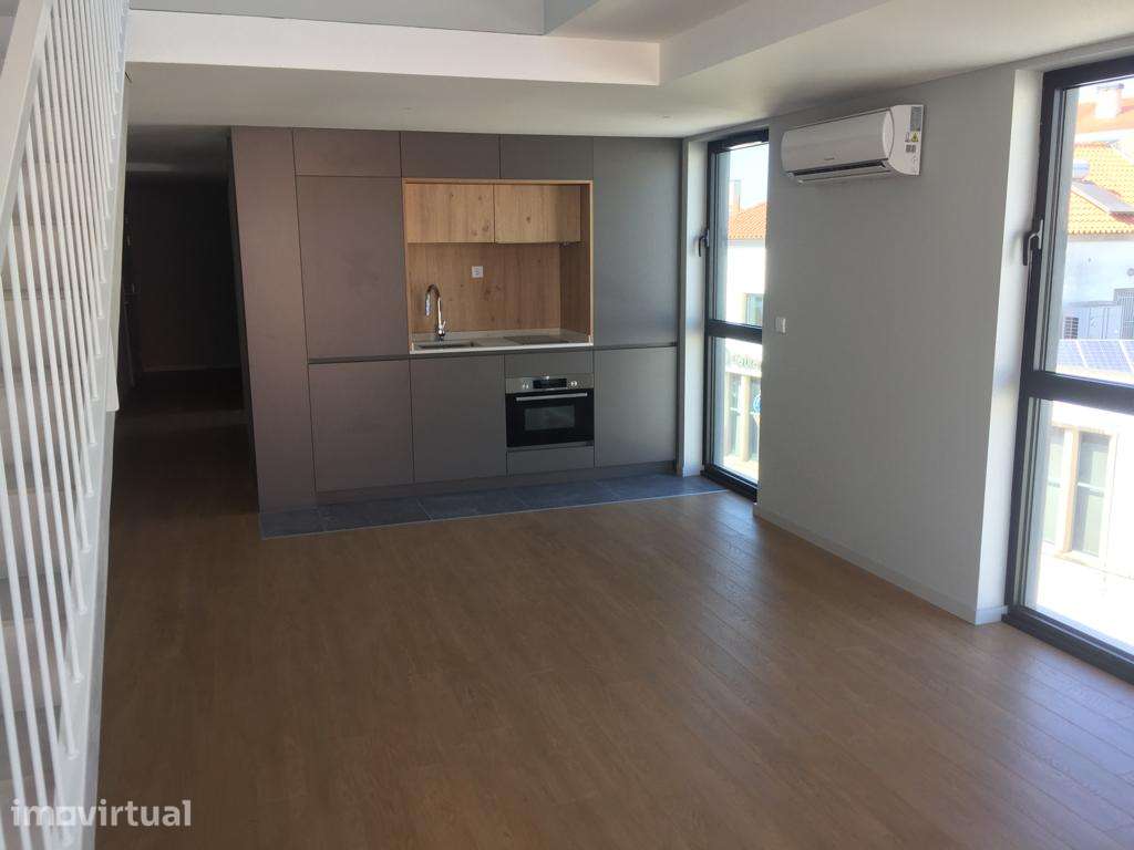 Apartamento T1 Duplex no centro de Estarreja - Grande imagem: 2/9