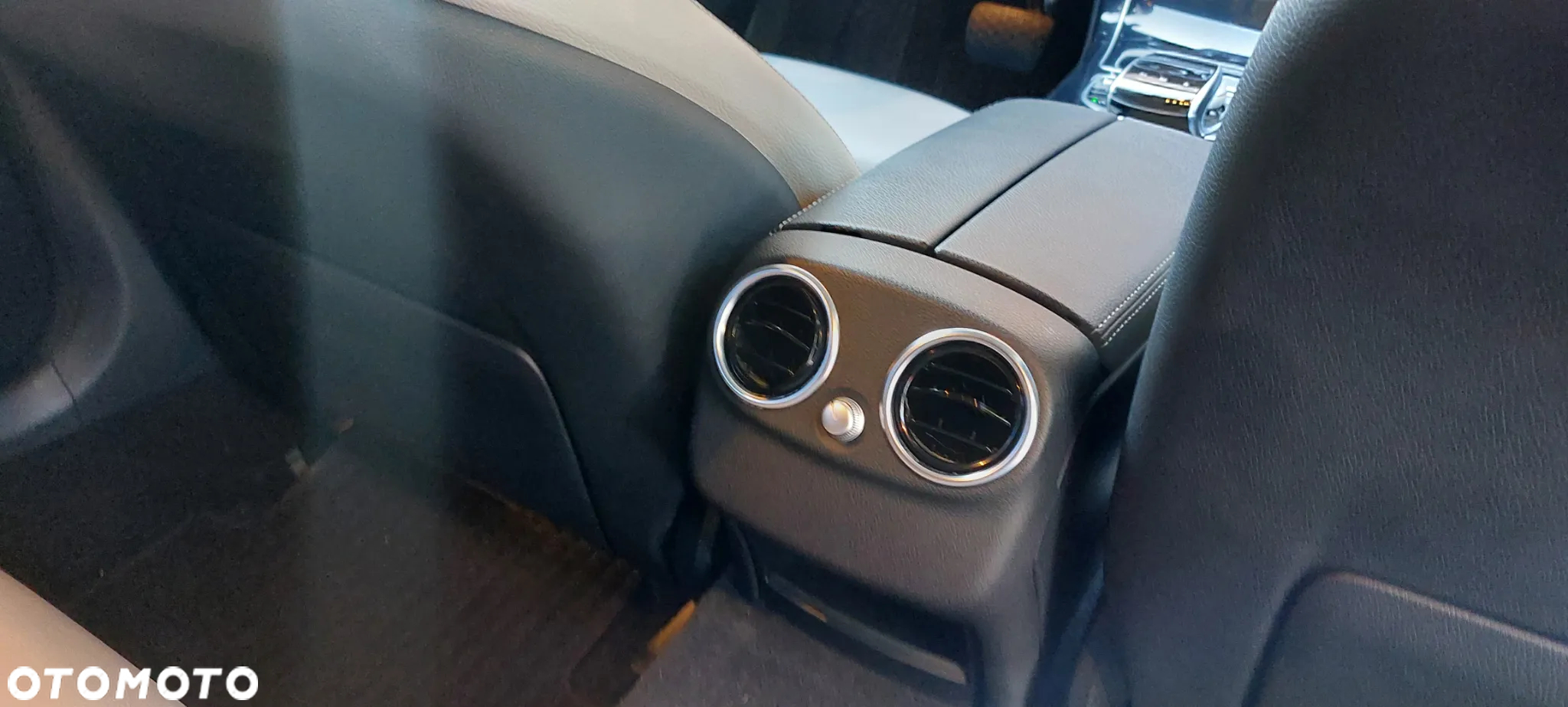 Mercedes-Benz Klasa C 180 T 7G-TRONIC Avantgarde - 26