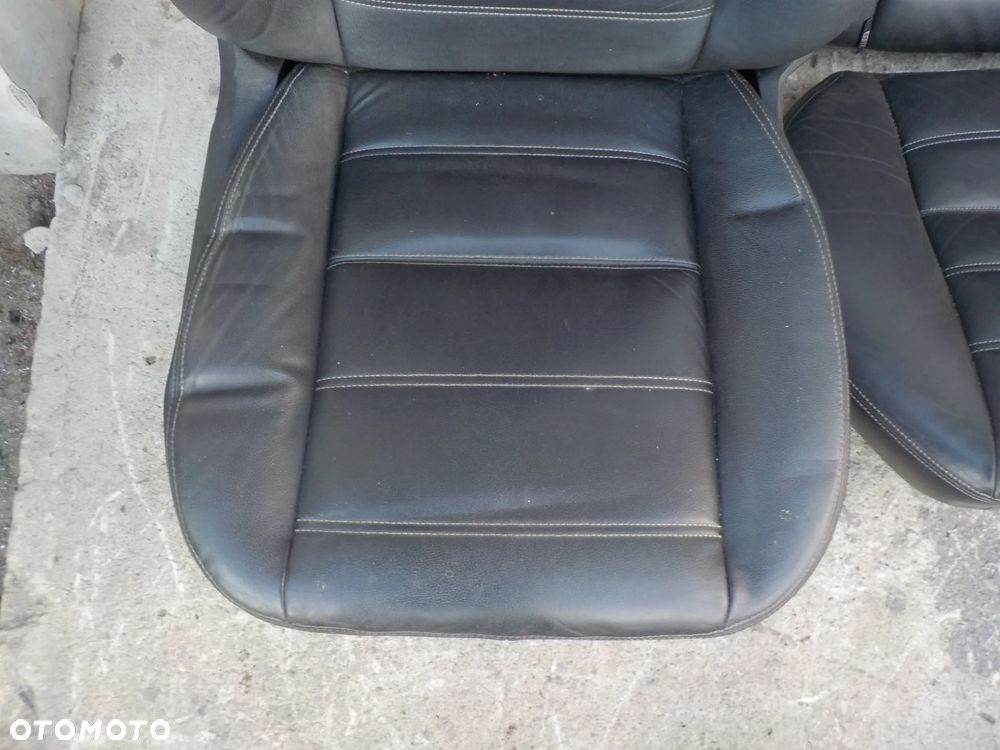 FORD KUGA MK1 FOTEL PRAWY PRZÓD GRZANY - 4