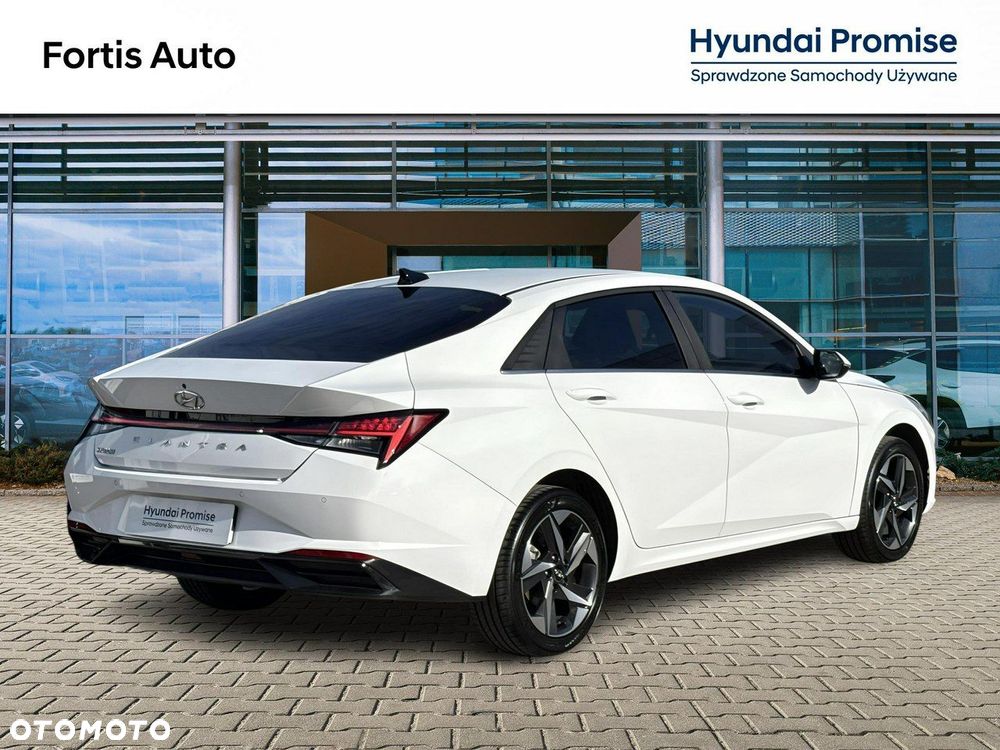 Hyundai Elantra 1.6 Smart - 5
