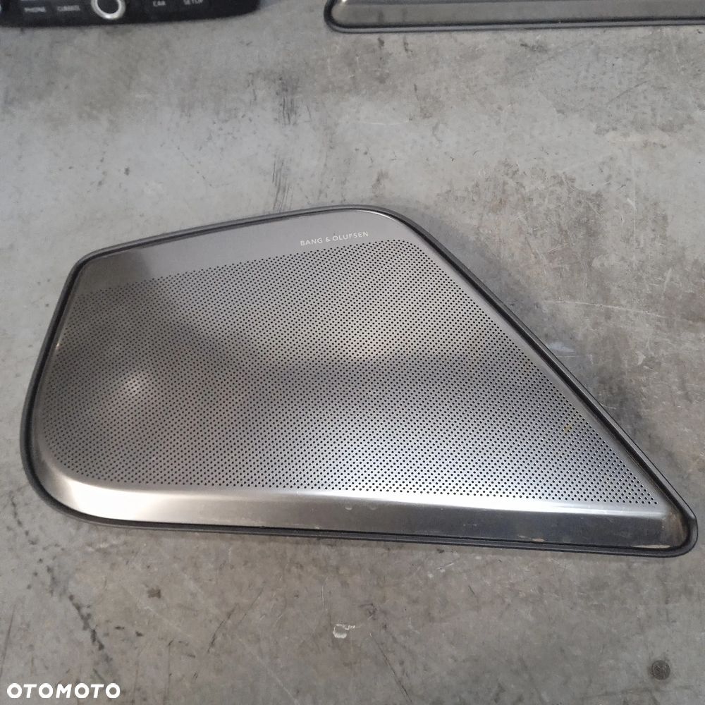 Zaślepka maskownica głośnika Bang &Olufsen A6 C7 4G0035420B - 1