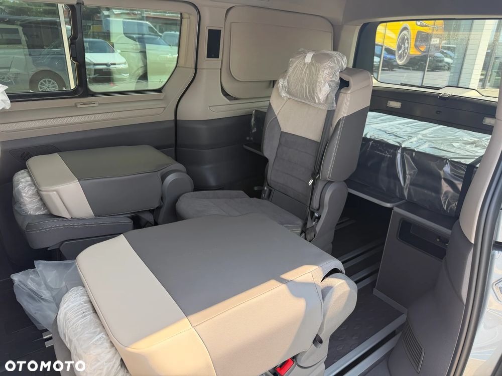 Volkswagen California - 12