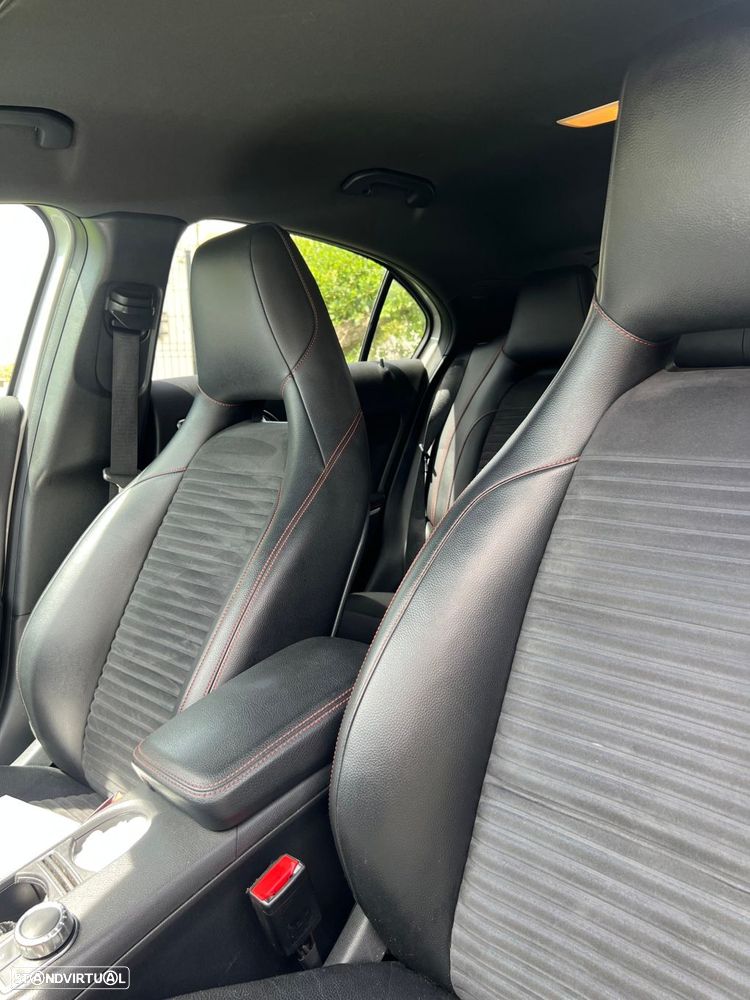 Mercedes-Benz A 180 Dynamic Edition - 21