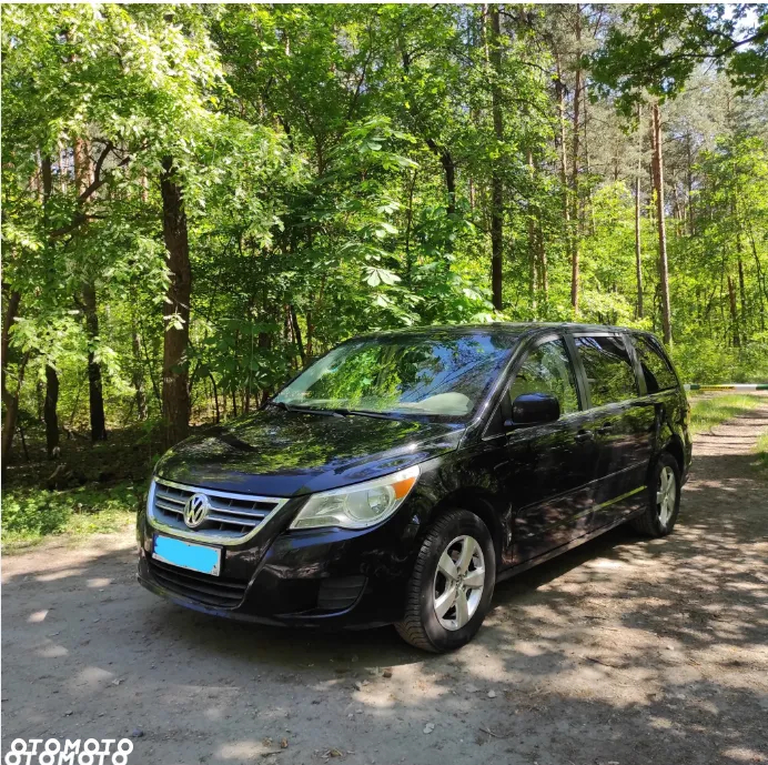 Volkswagen Routan - 19