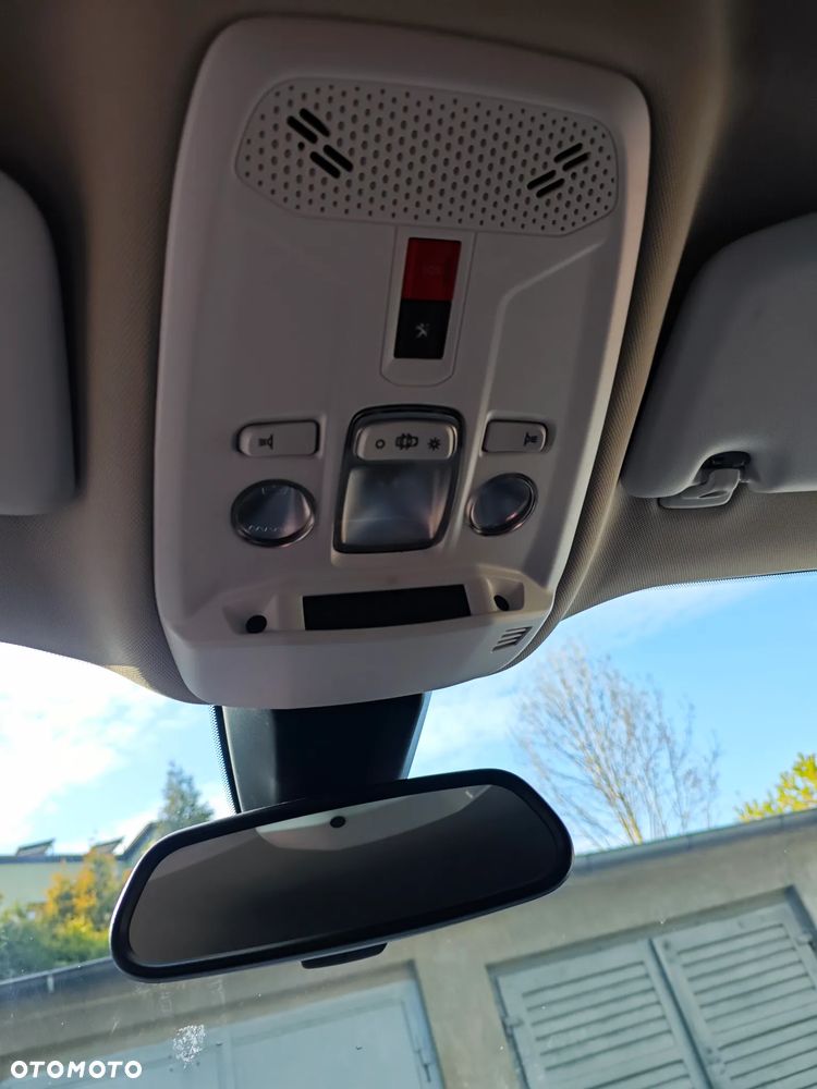 Peugeot 2008 PureTech 130 Allure Pack - 15