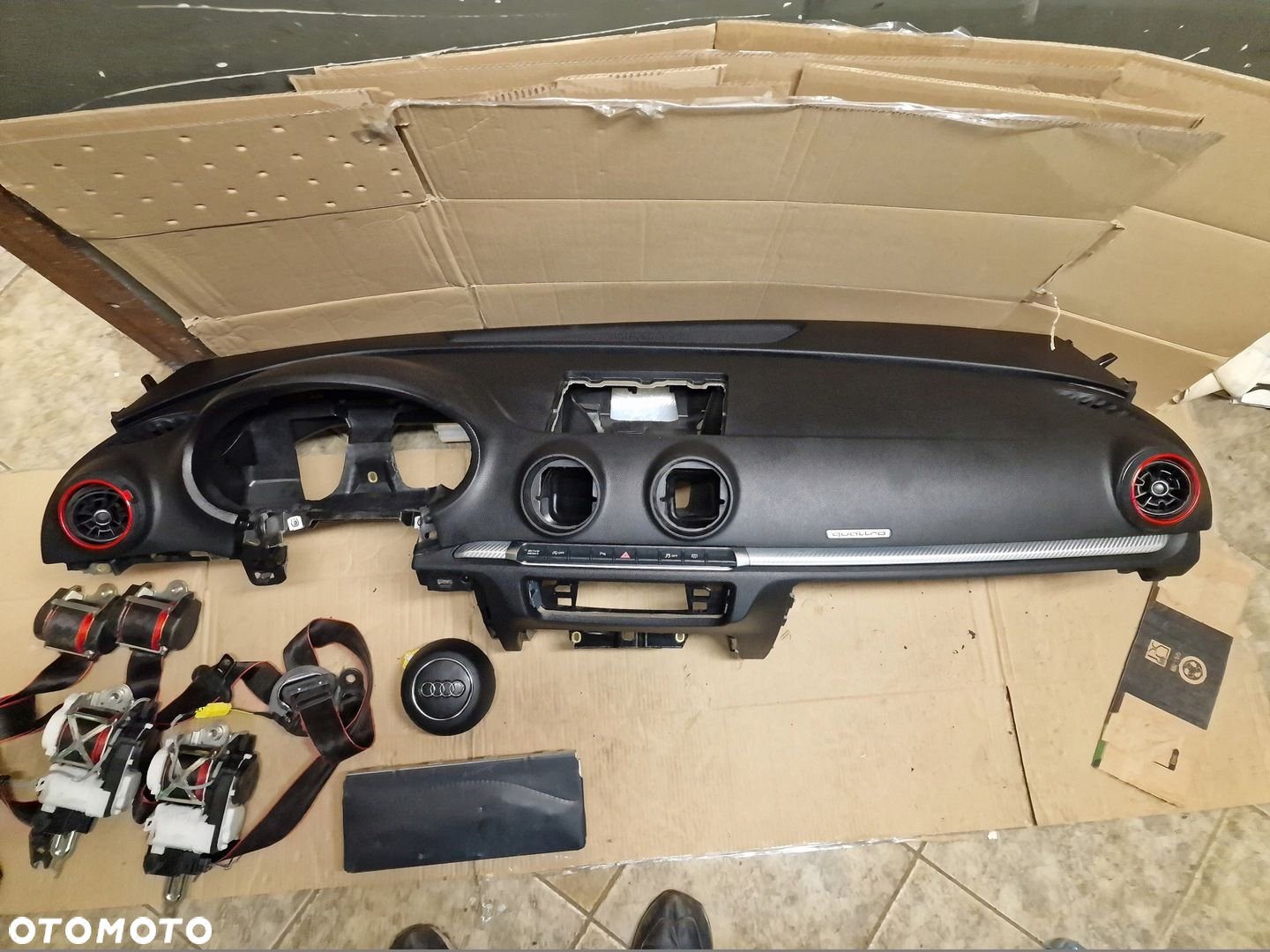 KONSOLA AIRBAG PASY KOMPLET AUDI RS3 2017 ROK - 2