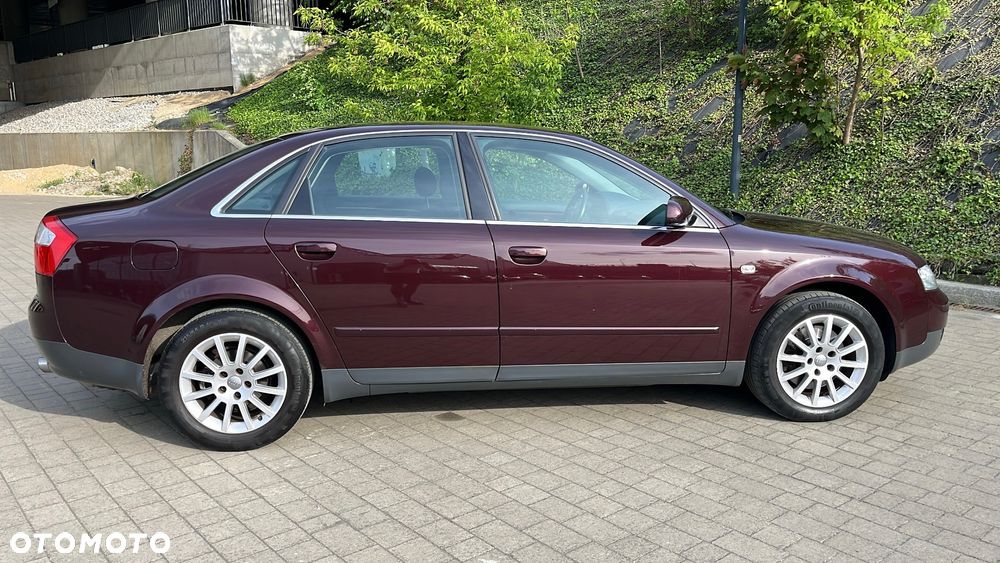 Audi A4 Limousine 1.8T - 8