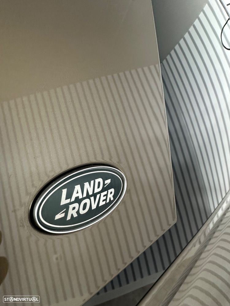 Land Rover Defender 3.0 I6 110 AWD X-Dynamic S - 14