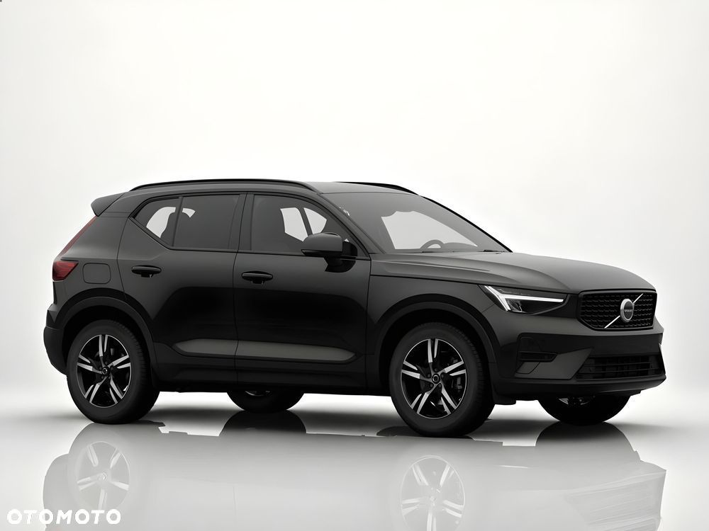 Volvo XC 40 B3 Plus Dark - 4