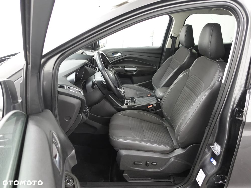 Ford Kuga 2.0 TDCi AWD Titanium - 19