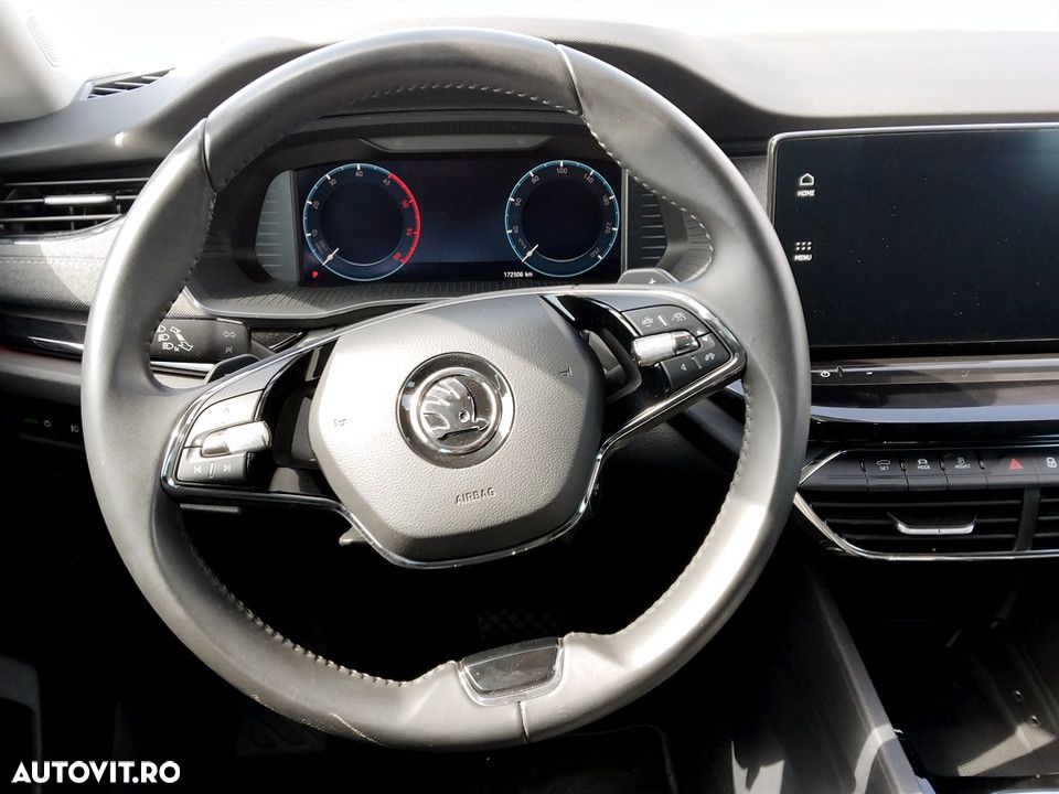 Skoda Octavia Combi Diesel 2.0 TDI DSG Ambition - 15